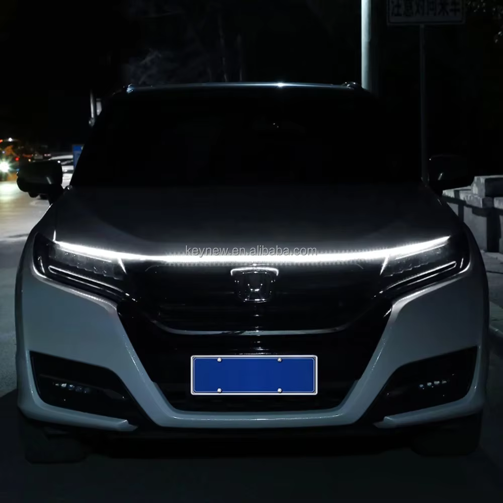 Bande Lumineuse LED Flexible Universelle pour Capot de Voiture – Éclairez Votre Style