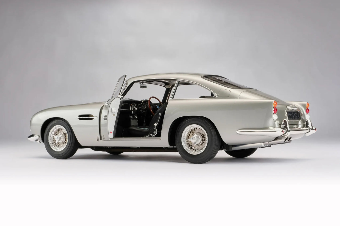 Aston Martin DB5 - Modèle de Collection Prestigieux